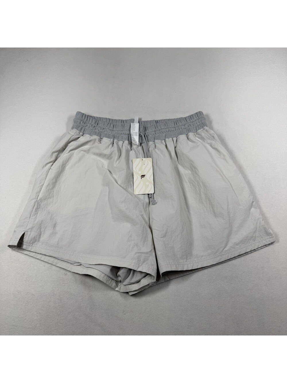 Fabletics Jemma Shorts Womens Size 1X Gray Soft Knit Drawstring Pockets NWT